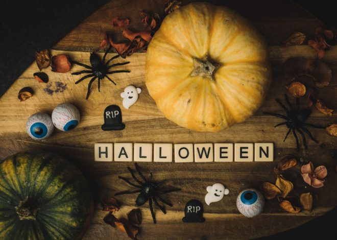 Dekoracje na Halloween: Dlaczego spersonalizowane poduszki to “must-have” tej jesieni?